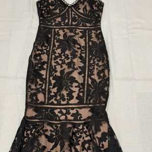Lulus Black Mesh Lace Trumpet Dress Midi NWOT